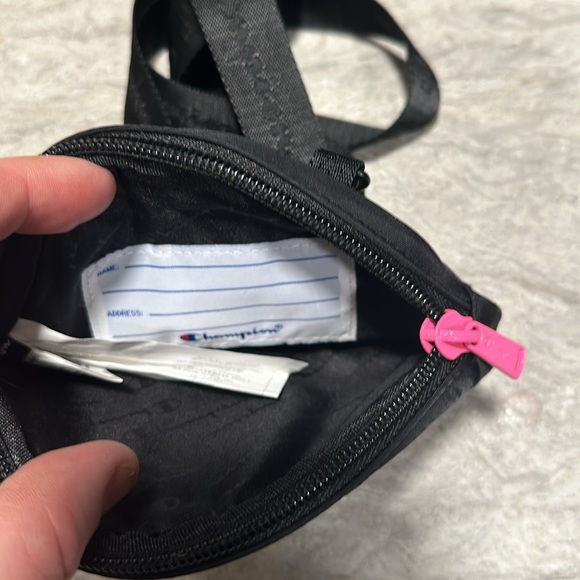 COPY - Champion purse with ability to attach to belt - Picture 2 of 4